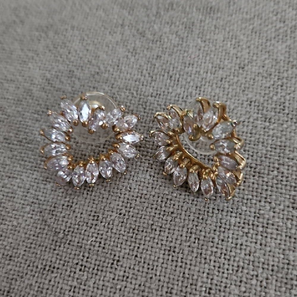 Gold-Tone Marquise Zerconia Crystal Circle Heart Shape Earrings.
